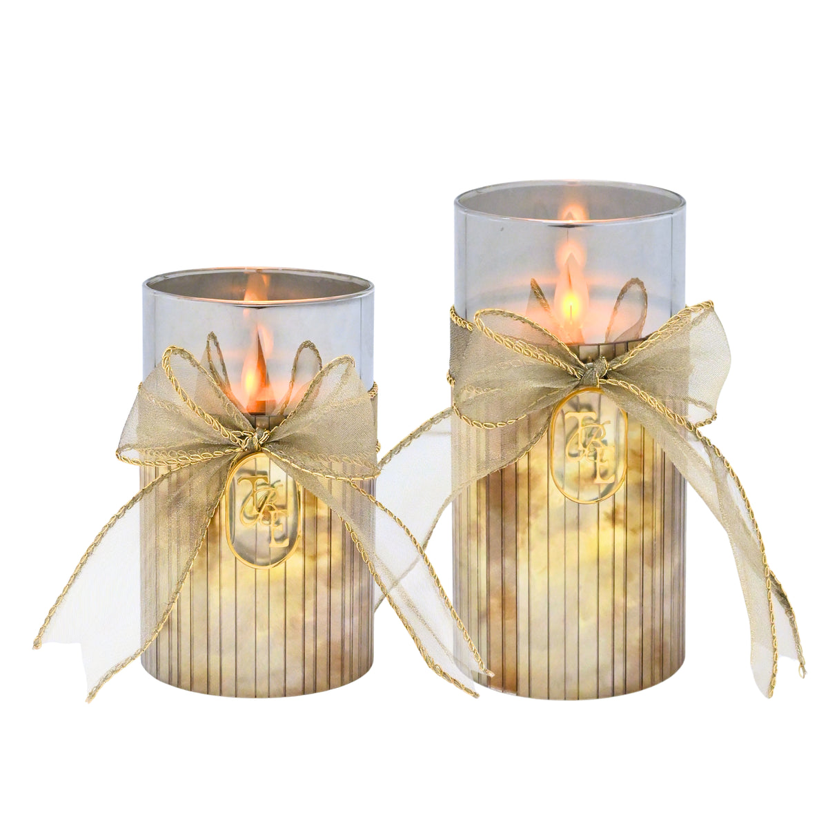 Metallic Silver: Fluted Glass Candle