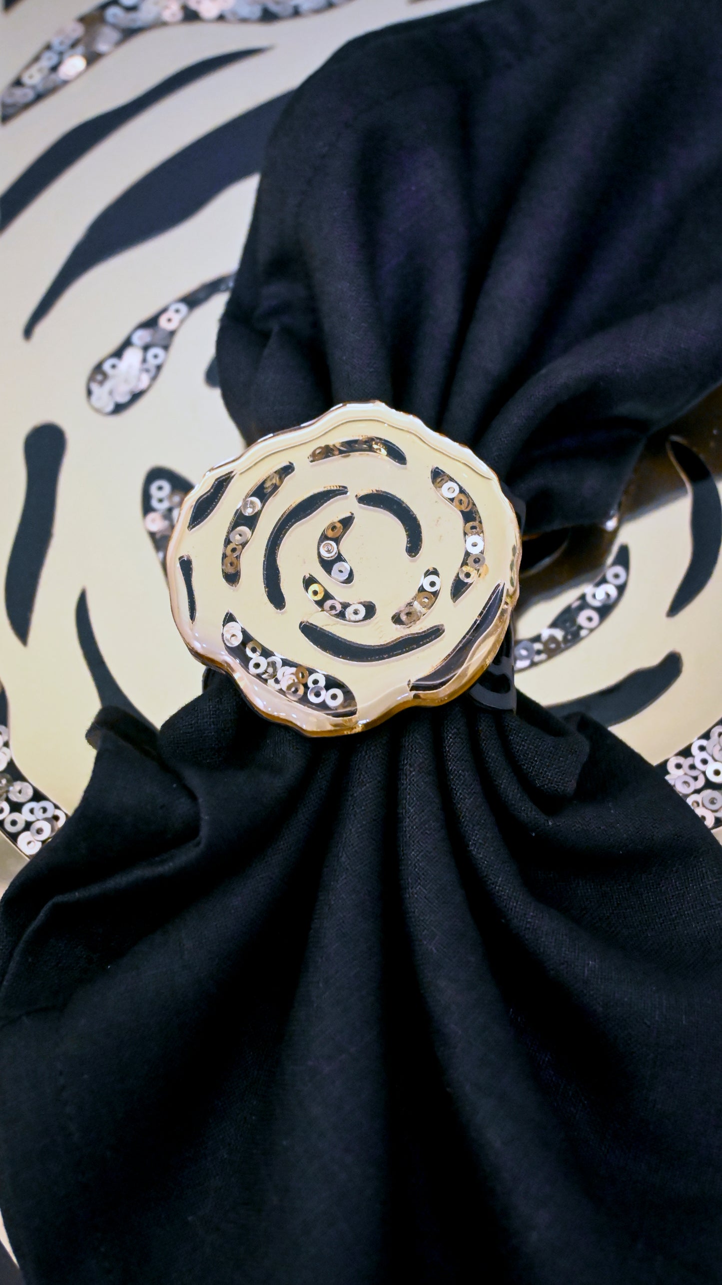 Black & Gold Rosette Sequins: Napkin Ring (Set of 4)