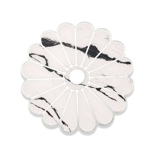 Daisy White: Placemat 16''