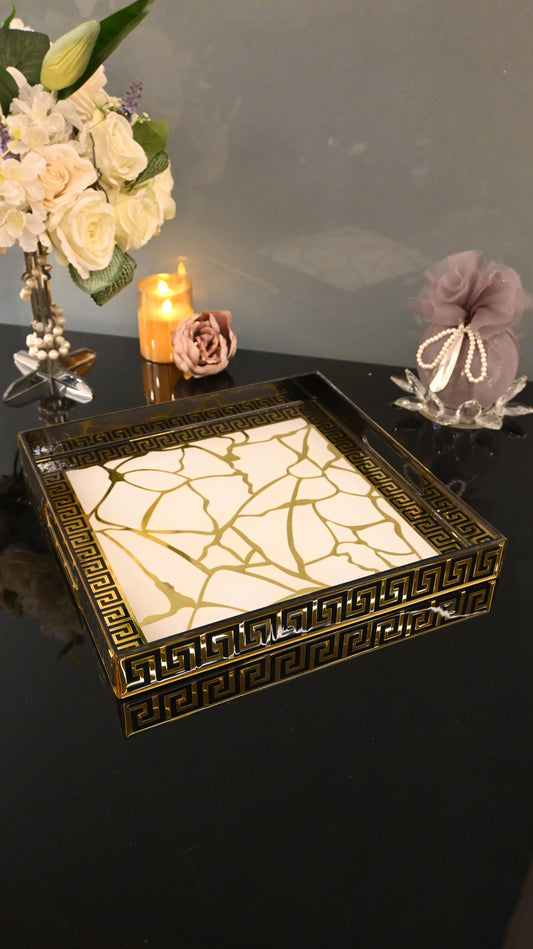 Broken Tree Black White Gold: 4 Wall Tray