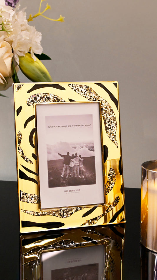 Black & Gold Rosette: Photo Frame