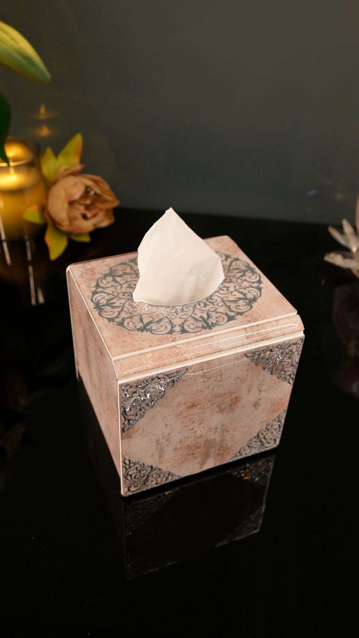 Royal Beige: Square Tissue Box