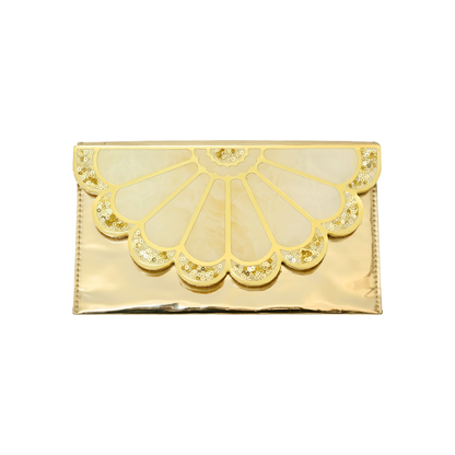 Daisy Gold: Clutch