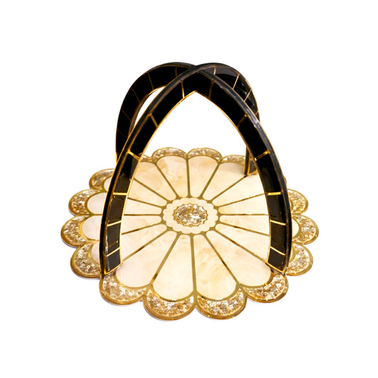 Daisy Gold: Criss Cross Platter