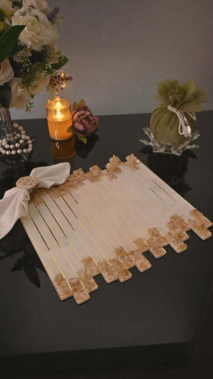 High-Low Stones Golden: Placemat 16"