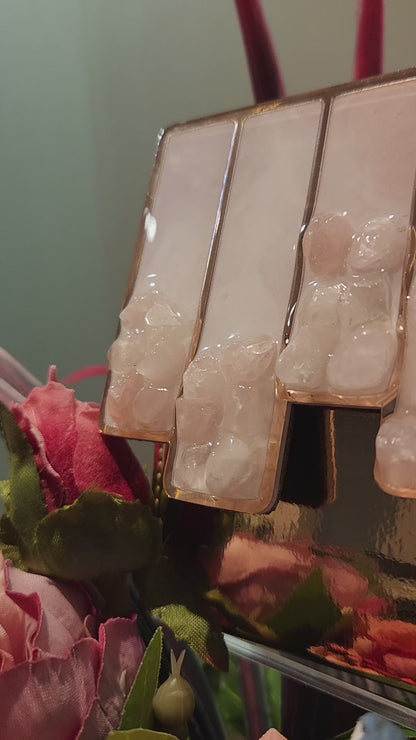High-Low Pink Stones : Large Clutch